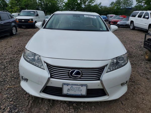 2013 LEXUS ES 300h