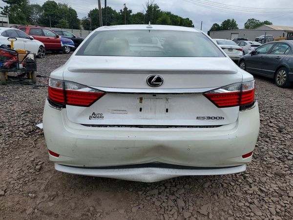 2013 LEXUS ES 300h