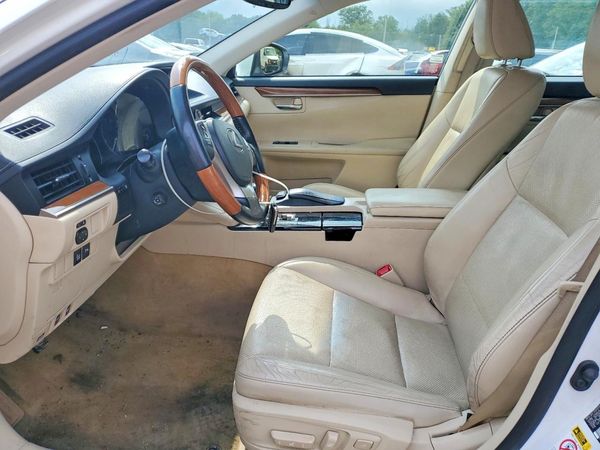 2013 LEXUS ES 300h
