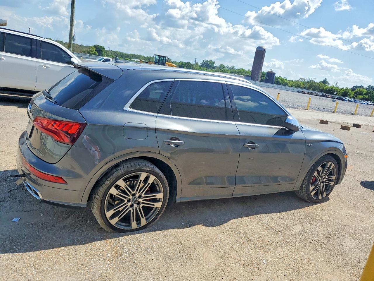 2018 AUDI SQ5