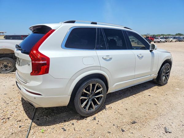 2016 VOLVO XC90 SV42 Momentum