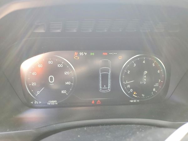 2016 VOLVO XC90 SV42 Momentum