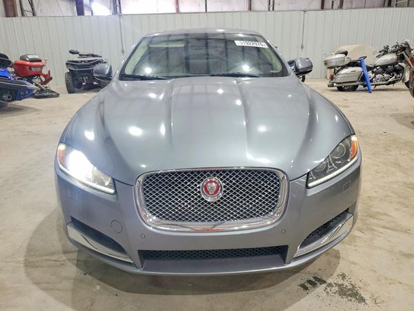 2014 JAGUAR XF