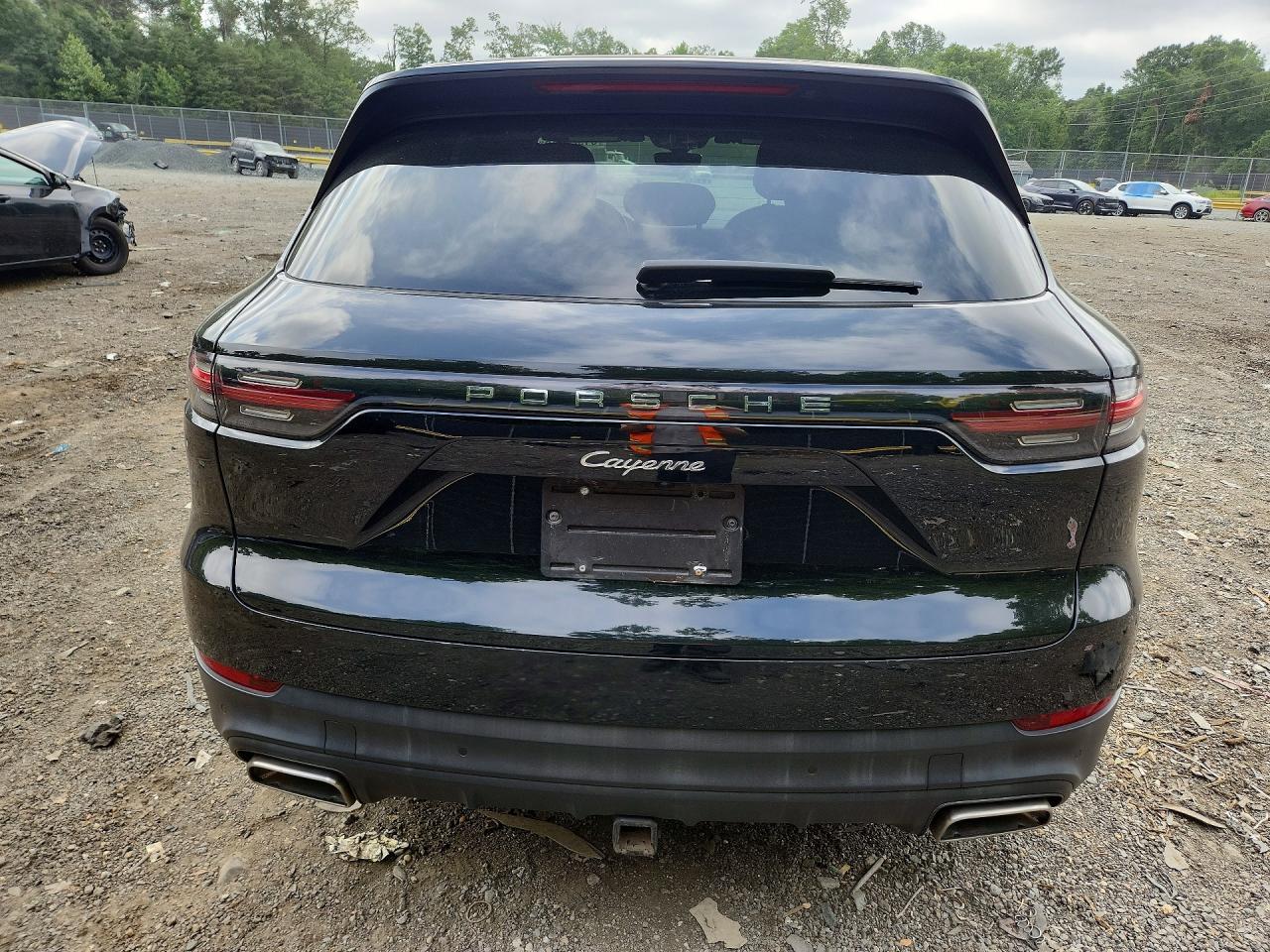 2019 PORSCHE CAYENNE