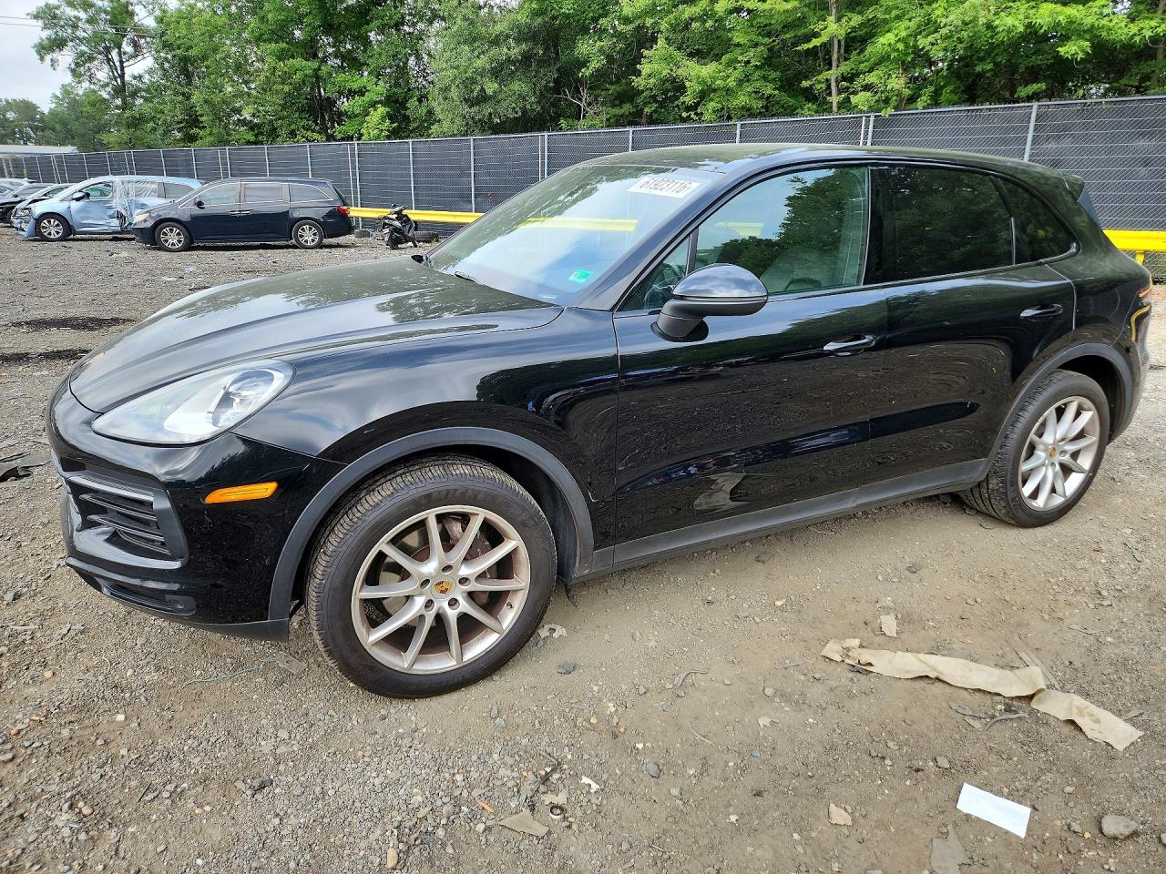 2019 PORSCHE CAYENNE