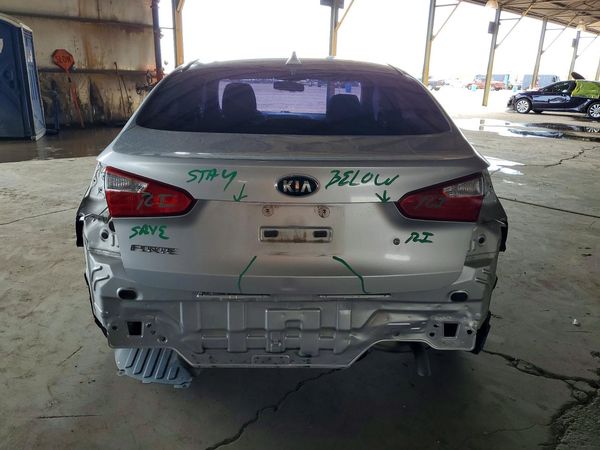 2015 KIA FORTE GL(Middle-low grade)