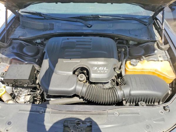 2016 DODGE CHARGER SXT