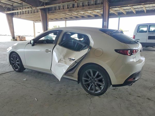 2021 MAZDA 3