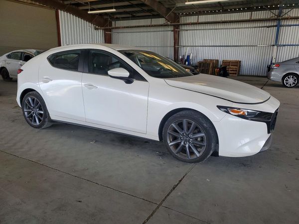2021 MAZDA 3