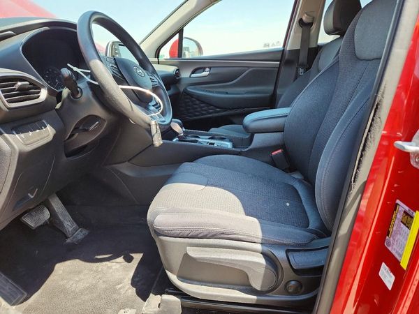 2019 HYUNDAI SANTA FE SE