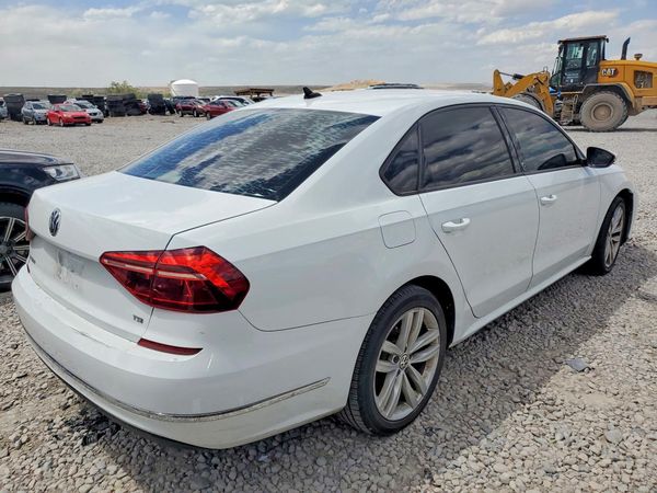 2019 VOLKSWAGEN PASSAT Wolfsburg — PSRA