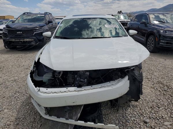 2019 VOLKSWAGEN PASSAT Wolfsburg — DIRF