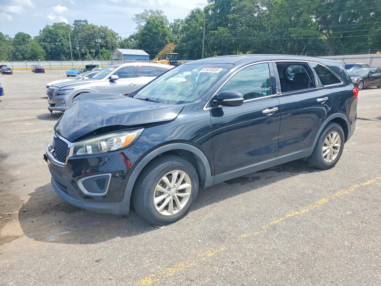 2017 KIA SORENTO L, LX