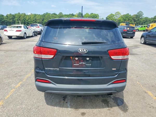 2017 KIA SORENTO L, LX