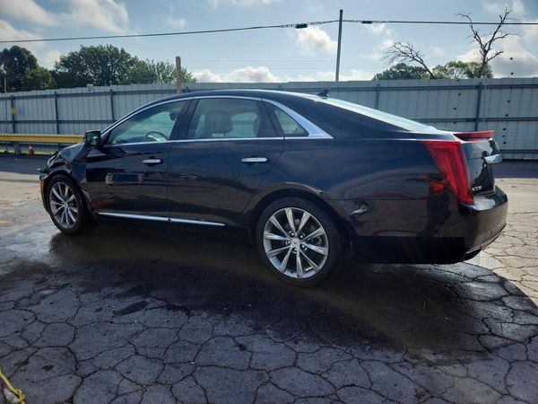 2013 CADILLAC XTS Luxury