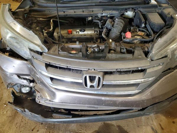 2014 HONDA CRV EX — Engine bay