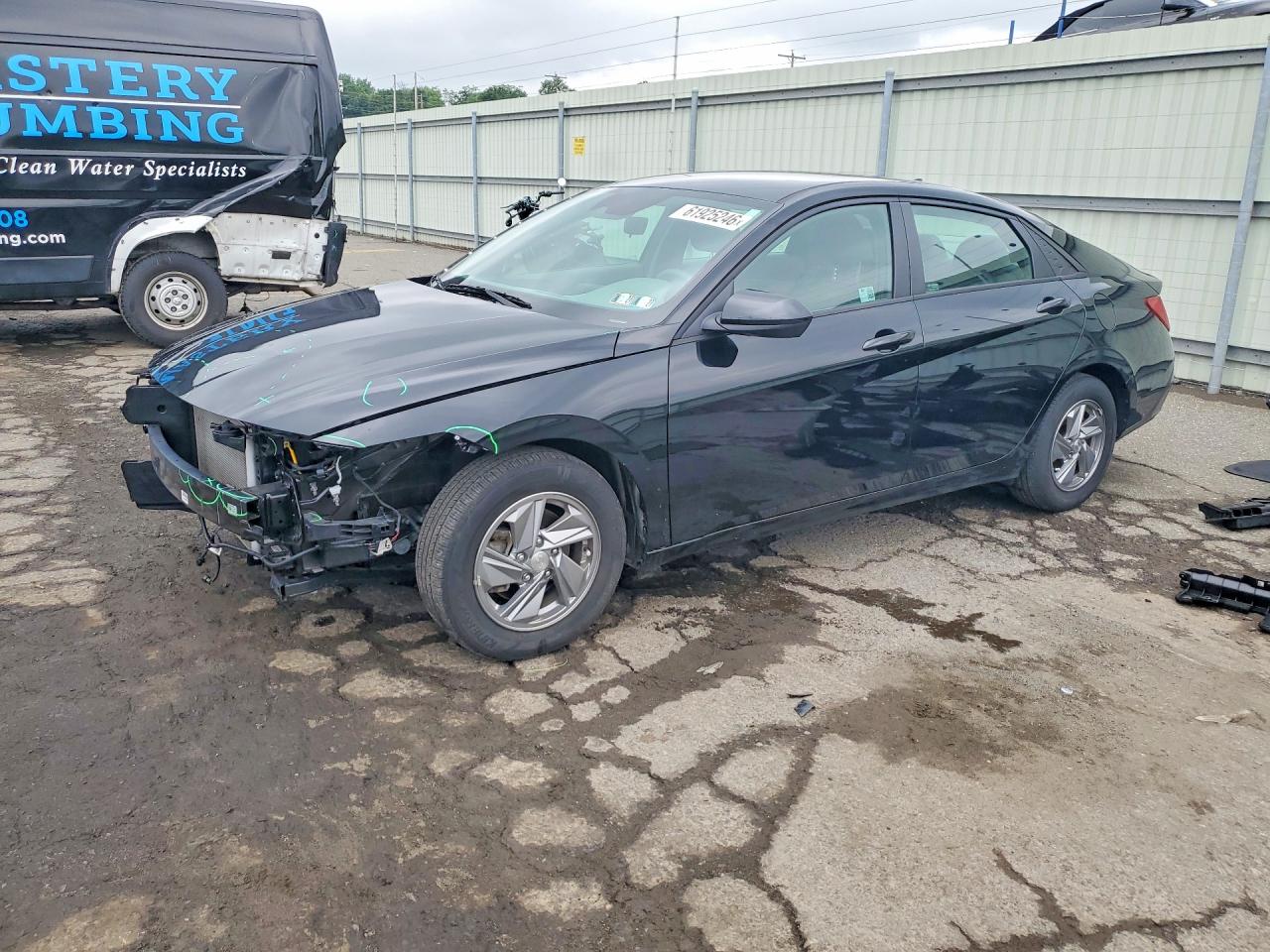 2024 HYUNDAI ELANTRA