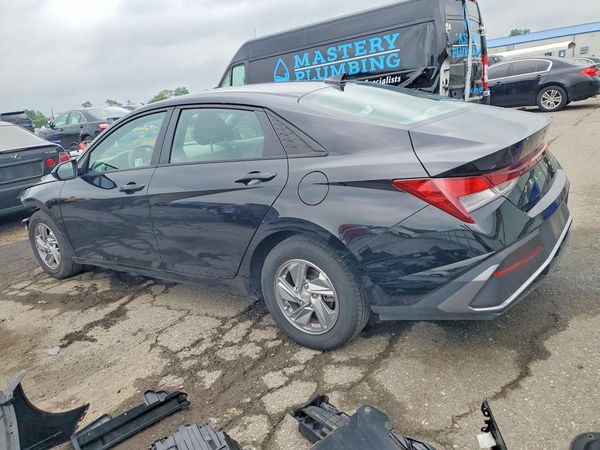 2024 HYUNDAI ELANTRA