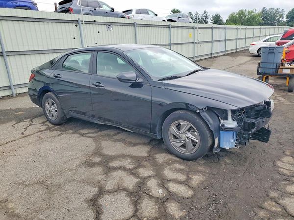 2024 HYUNDAI ELANTRA