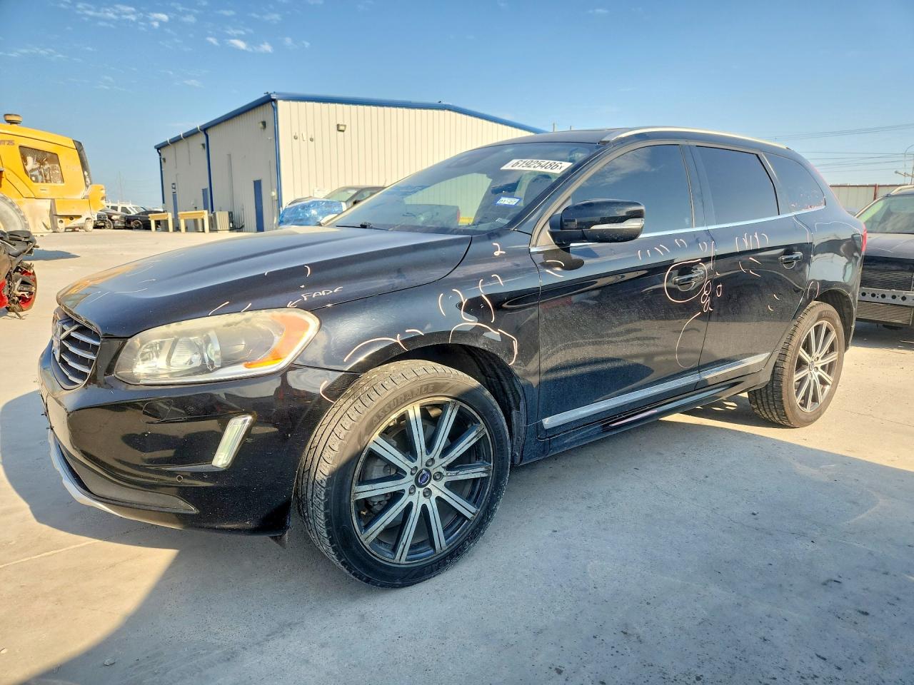 2015 VOLVO XC60