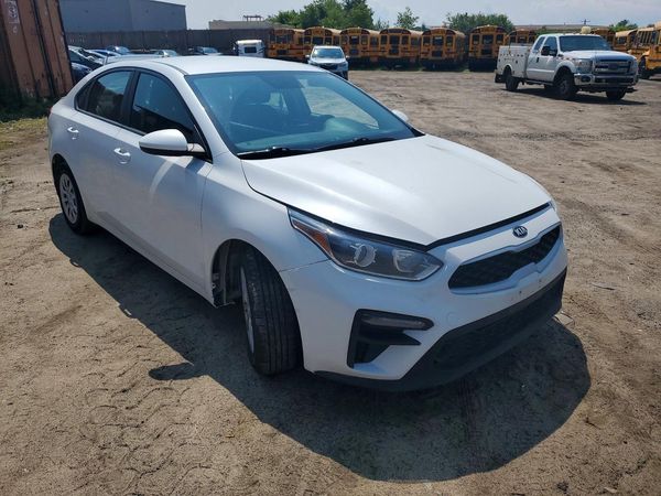 2021 KIA FORTE FE, LXS