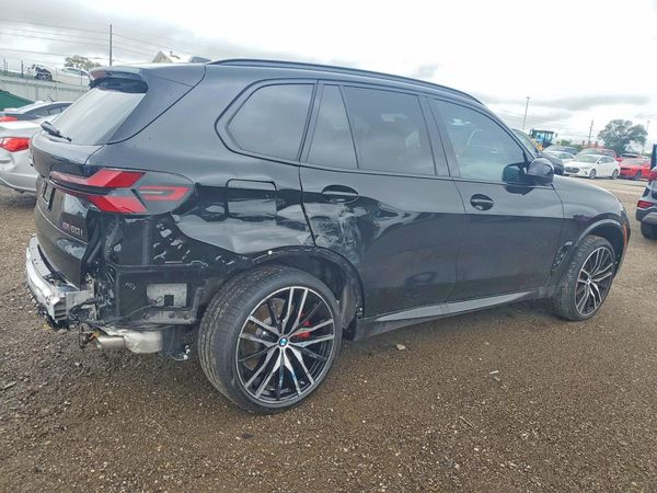 2026 BMW X5 M60i