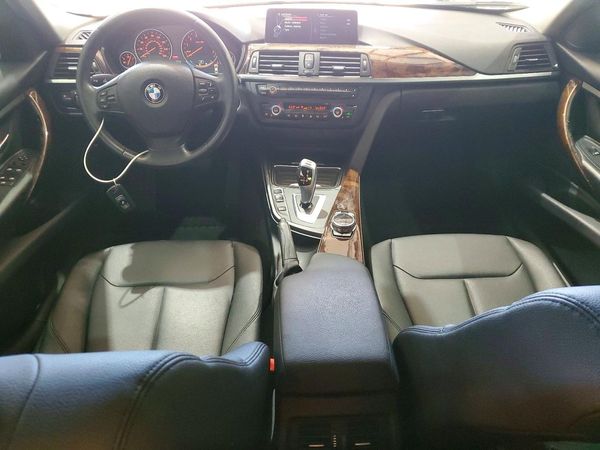 2014 BMW 320 SA