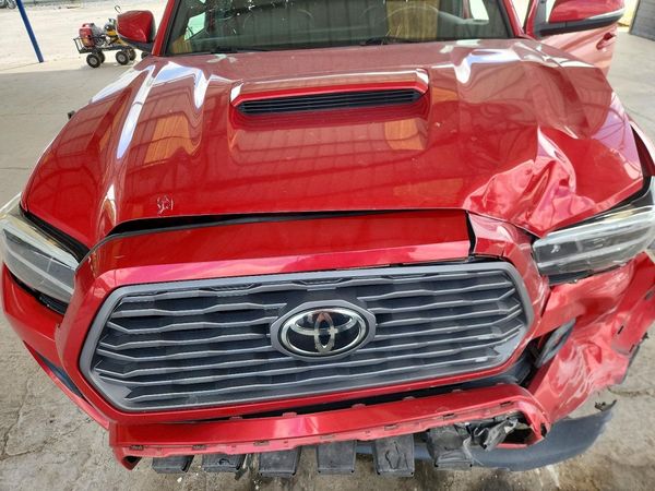 2021 TOYOTA TACOMA SR5