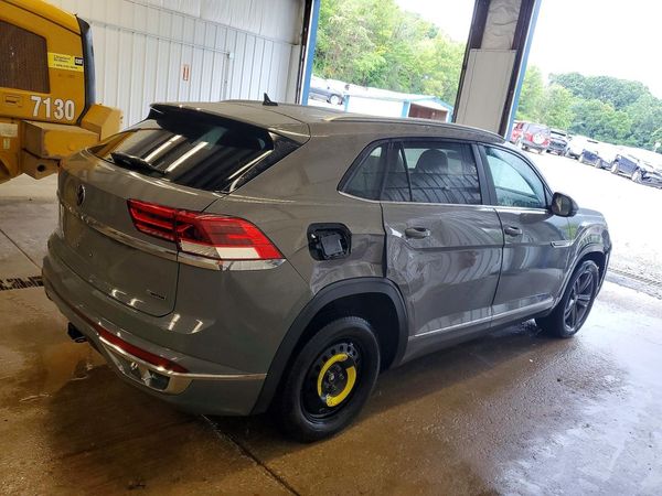2021 VOLKSWAGEN ATLAS CROSS SPORT 4Motion SE