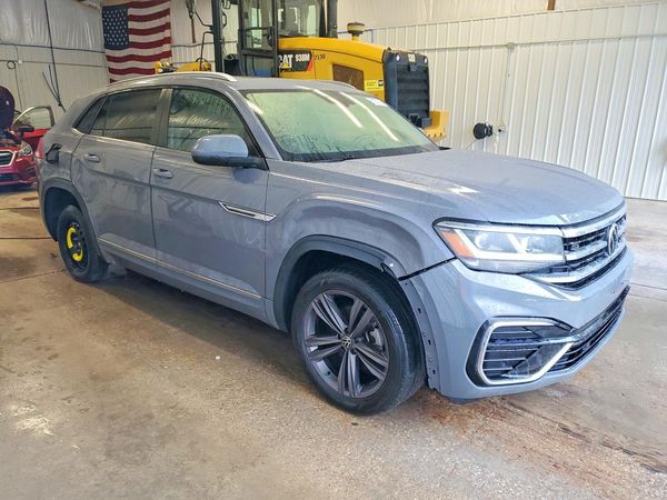 2021 VOLKSWAGEN ATLAS CROSS SPORT 4Motion SE