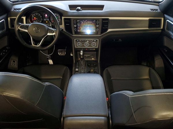 2021 VOLKSWAGEN ATLAS CROSS SPORT 4Motion SE