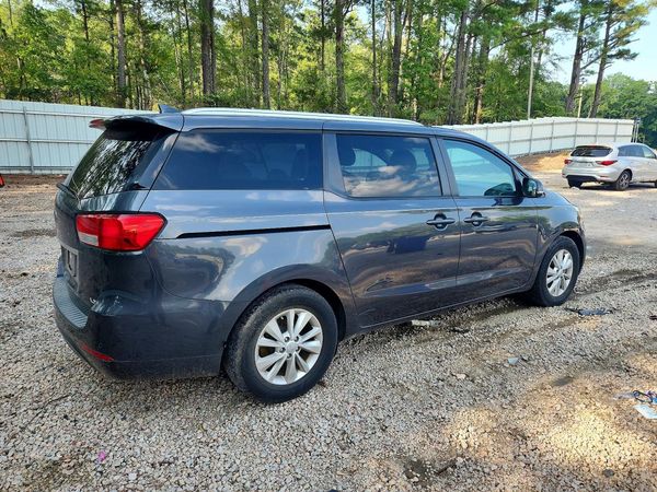 2017 KIA SEDONA LX