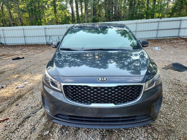 2017 KIA SEDONA LX