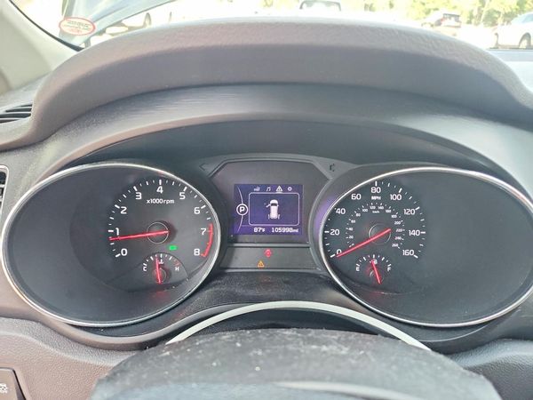 2017 KIA SEDONA LX