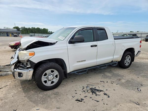 2015 TOYOTA TUNDRA SR5 Grade