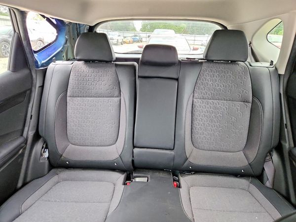 2024 KIA SELTOS S, X-Line