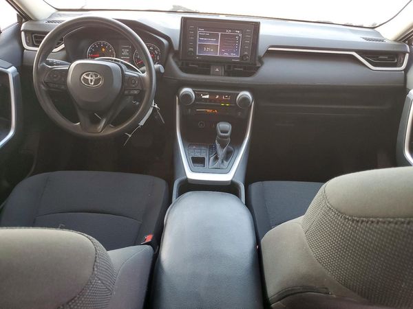 2022 TOYOTA RAV4 LE
