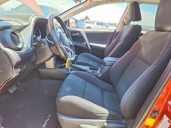 2016 TOYOTA RAV4 XLE (M Grade)