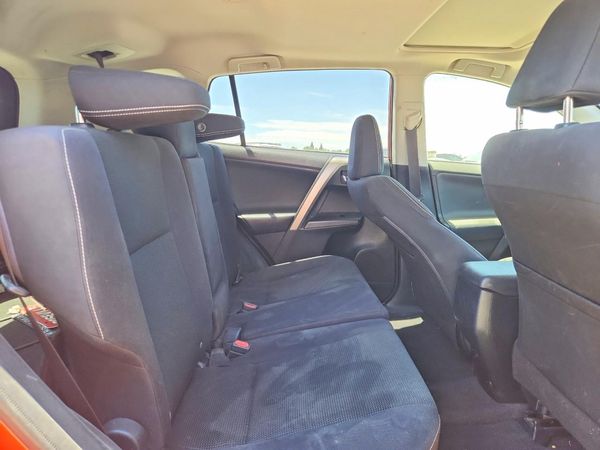2016 TOYOTA RAV4 XLE (M Grade)