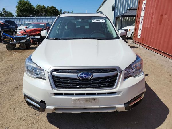 2018 SUBARU FORESTER Limited