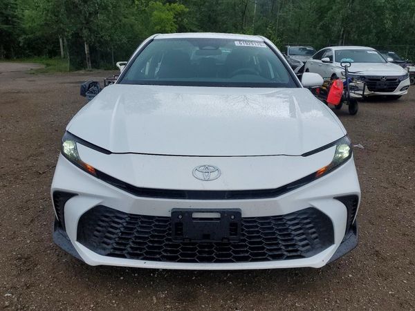 2025 TOYOTA CAMRY