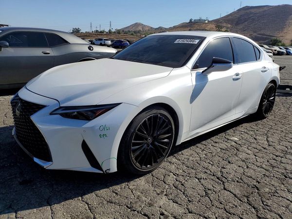 2023 LEXUS IS 300 Premium