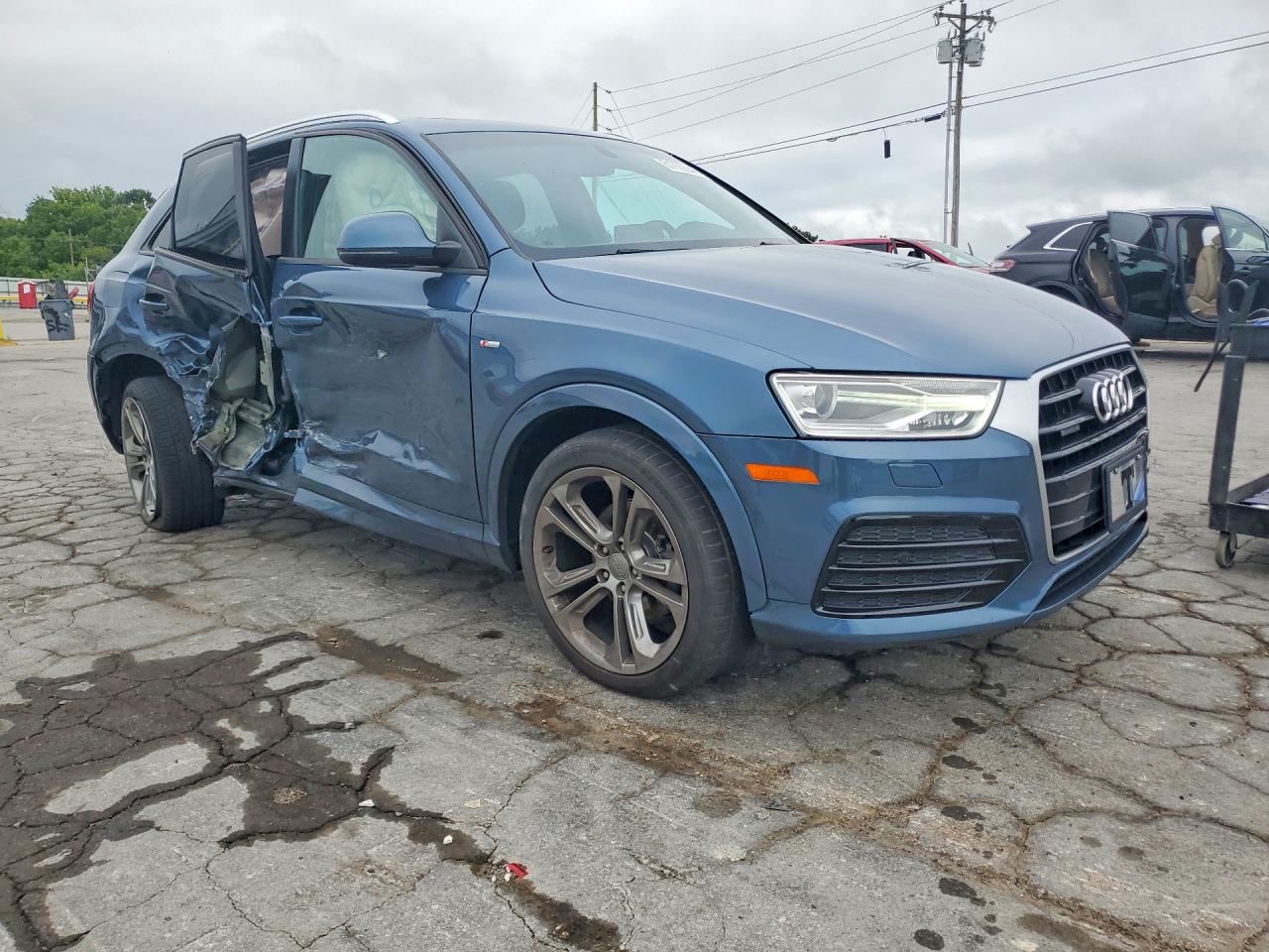 2018 AUDI Q3