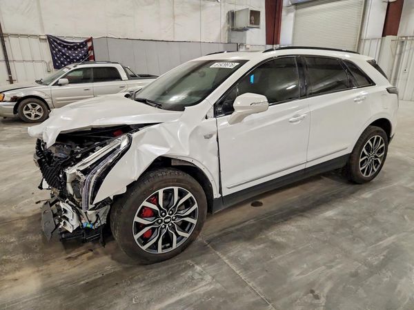 2023 CADILLAC XT5 Sport