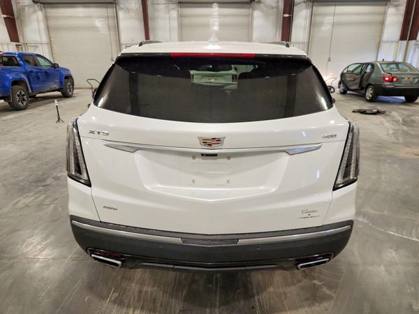 2023 CADILLAC XT5 Sport