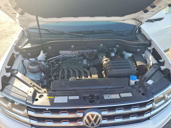2018 VOLKSWAGEN ATLAS 4Motion SEL Premium