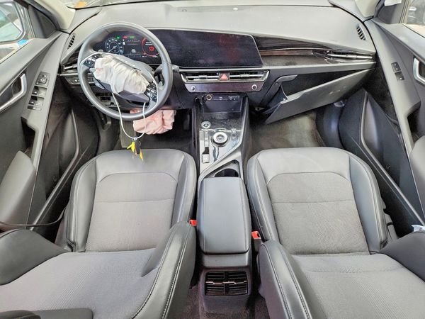 2024 KIA NIRO Wind