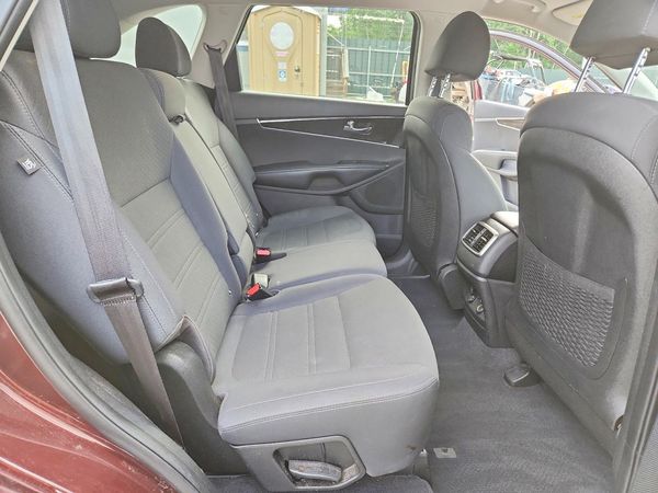 2019 KIA SORENTO L, LX, S