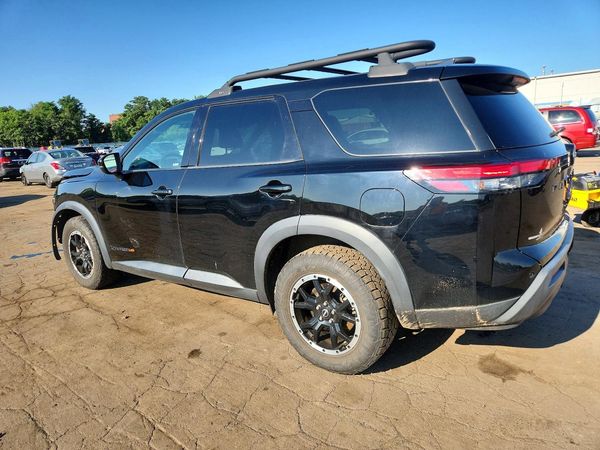 2023 NISSAN PATHFINDER SV