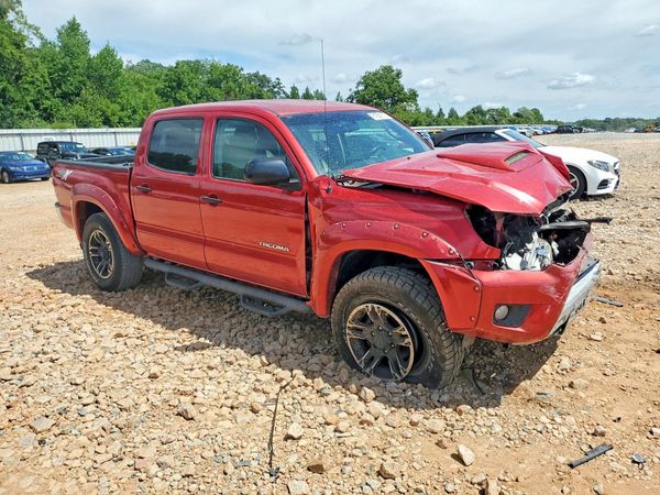 2015 TOYOTA TACOMA Delux Grade